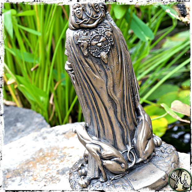 Hecate Statue, Green Witch Living