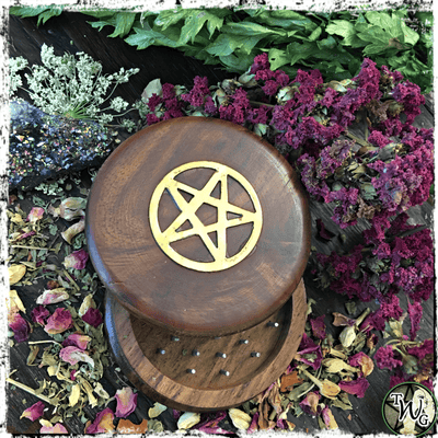 Witch Herb Grinder with Pentacle, Kitchen Witch Accessory, The Witch's Guide, Green Witch Accessory